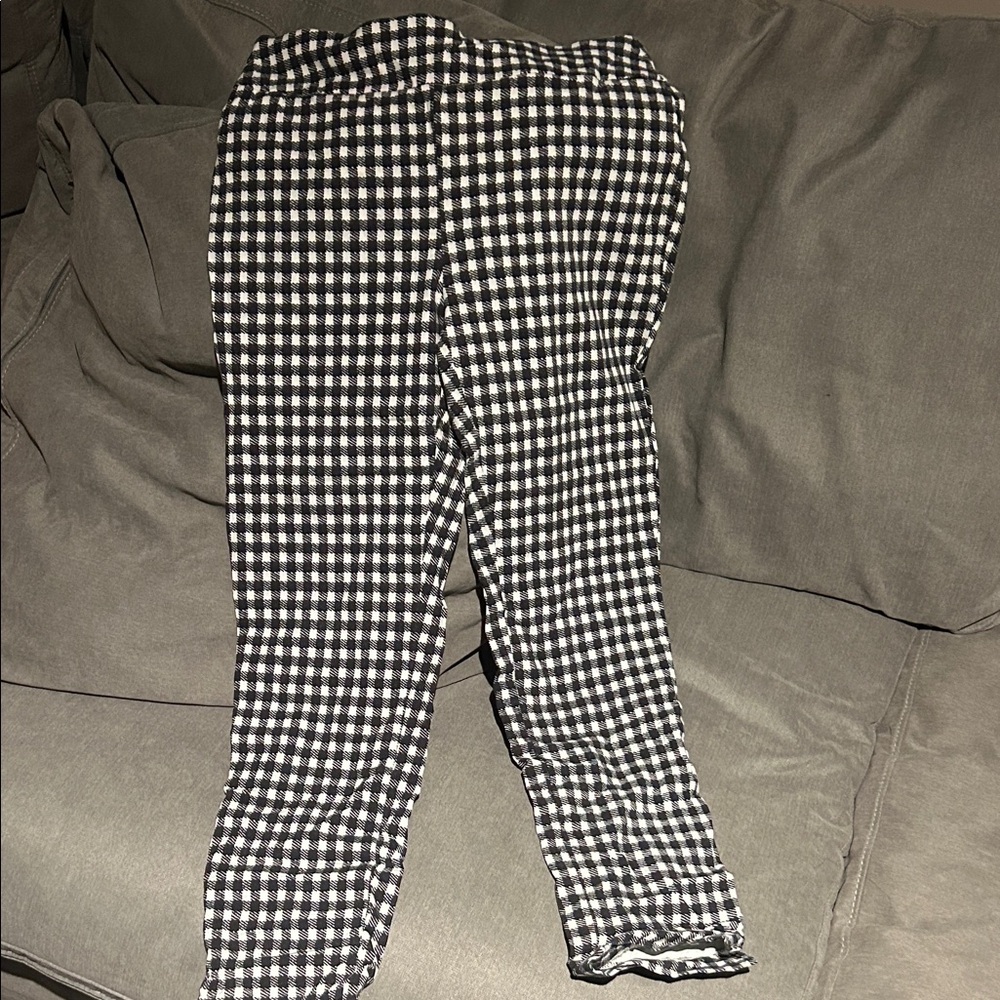 Chico's Black and White Checkered Cropped Pants